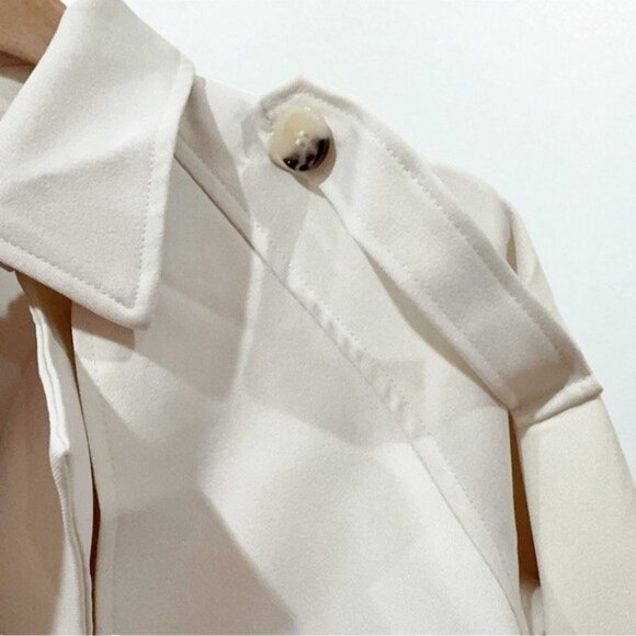 NWT J.ING Jing Ellee Beige Belt Trench Coat - Picture 7 of 10